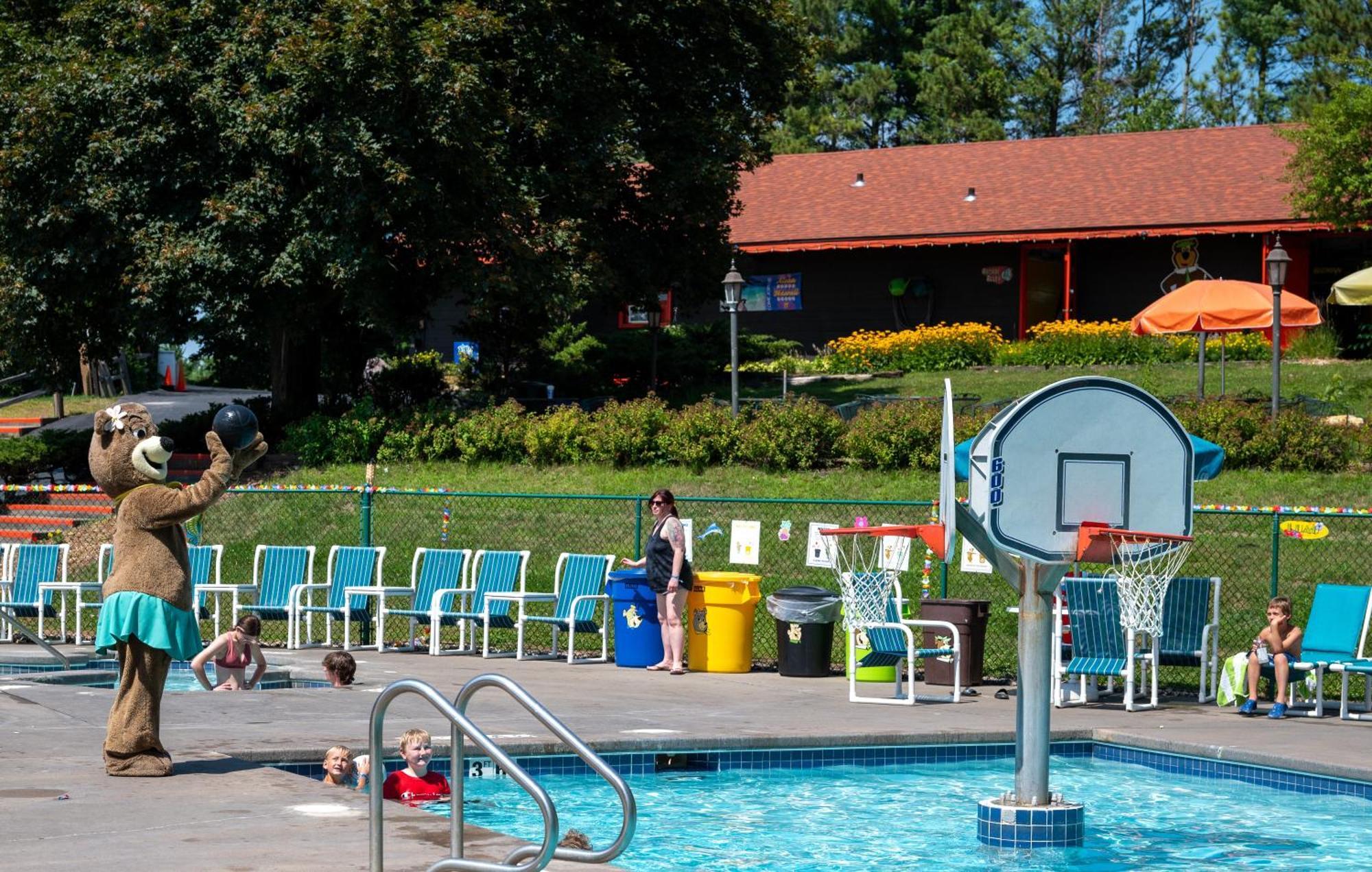 Yogi Bear'S Jellystone Park Camp-Resort Wisconsin Dells Lake Delton Εξωτερικό φωτογραφία